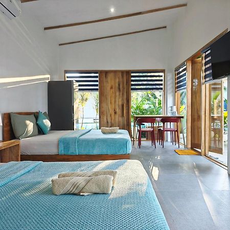 Island World Panglao Hotel Ngoại thất bức ảnh