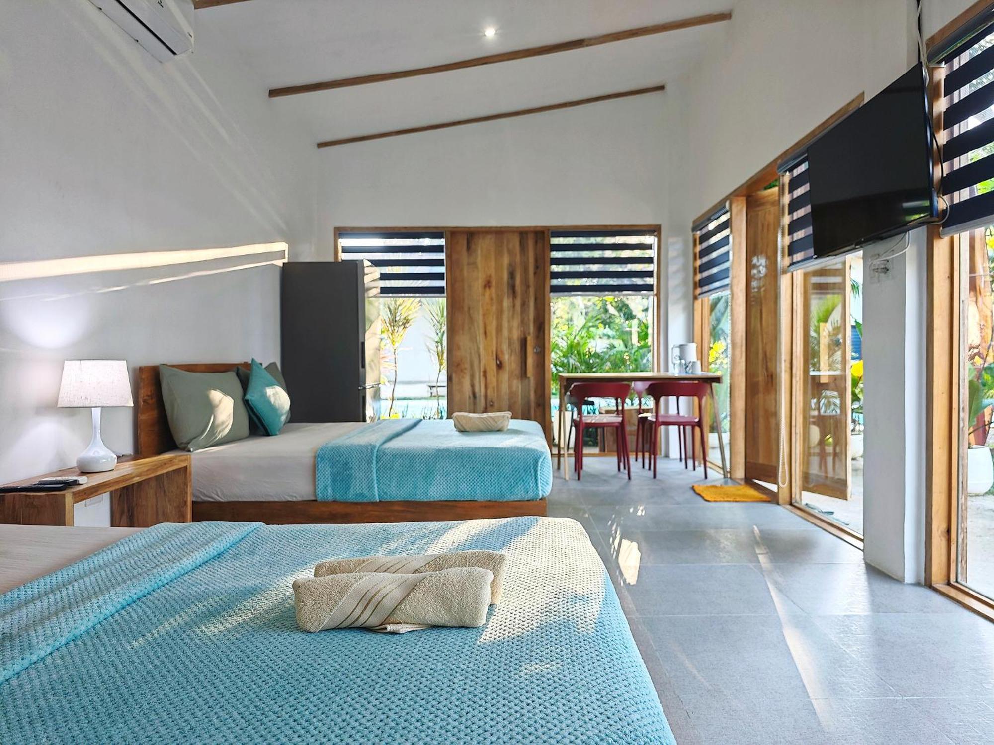 Island World Panglao Hotel Ngoại thất bức ảnh