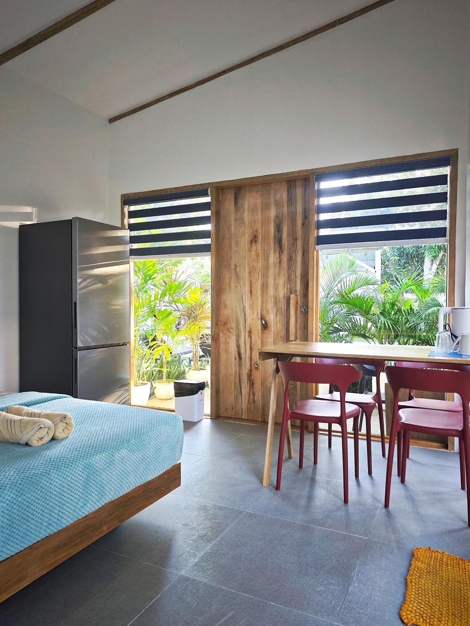 Island World Panglao Hotel Ngoại thất bức ảnh